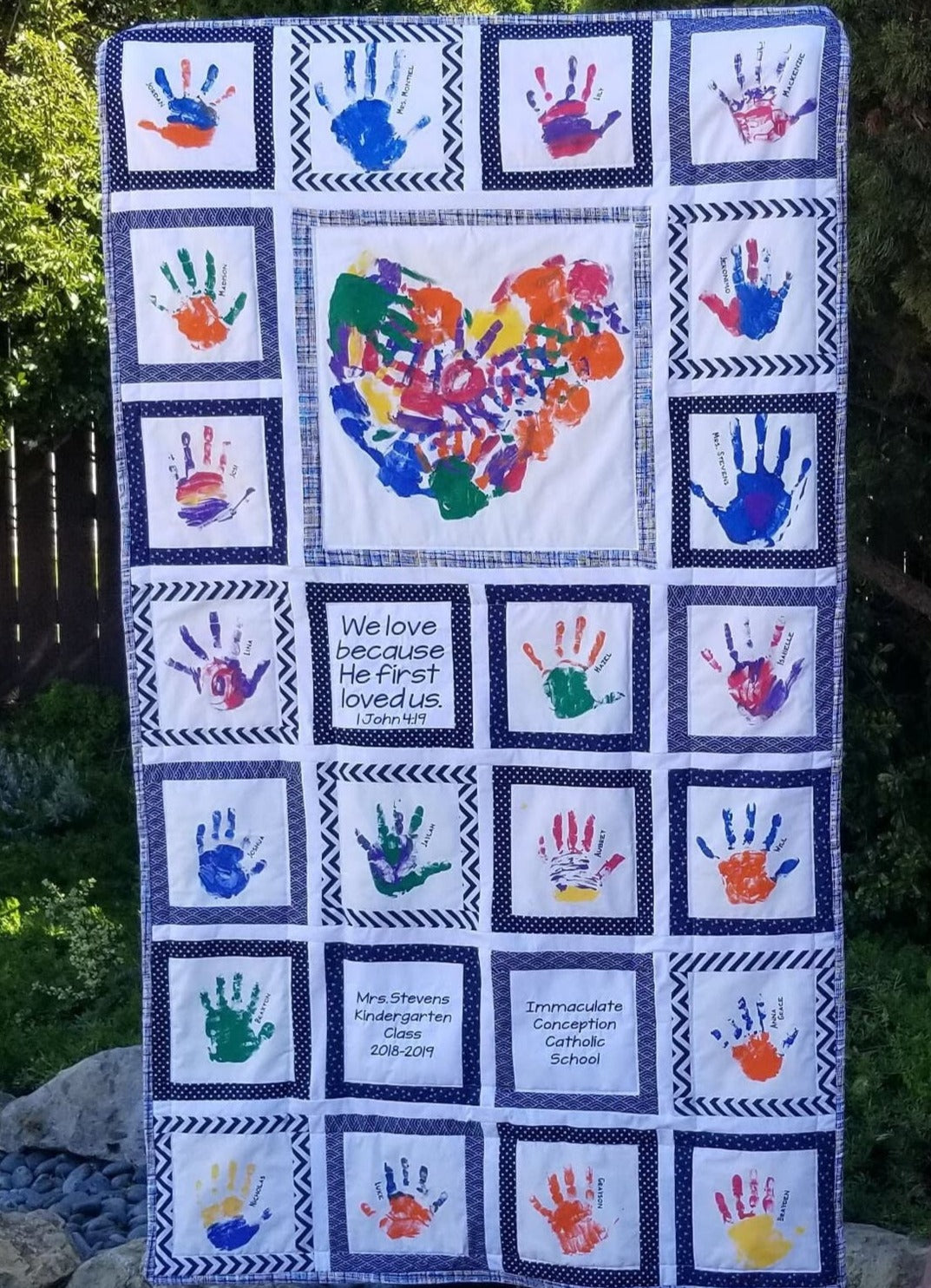 Handprint Personalized quilt